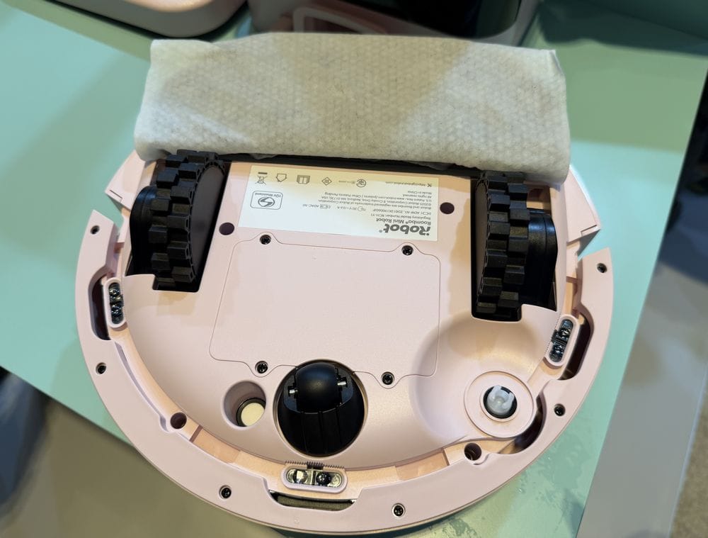 パッドプレートをルンバ ミニにセットしたところ