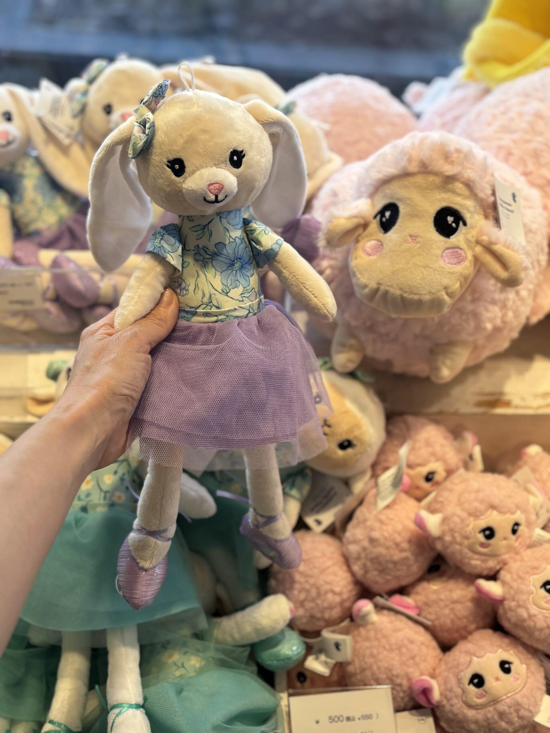 フライングタイガー　うさぎのぬいぐるみ