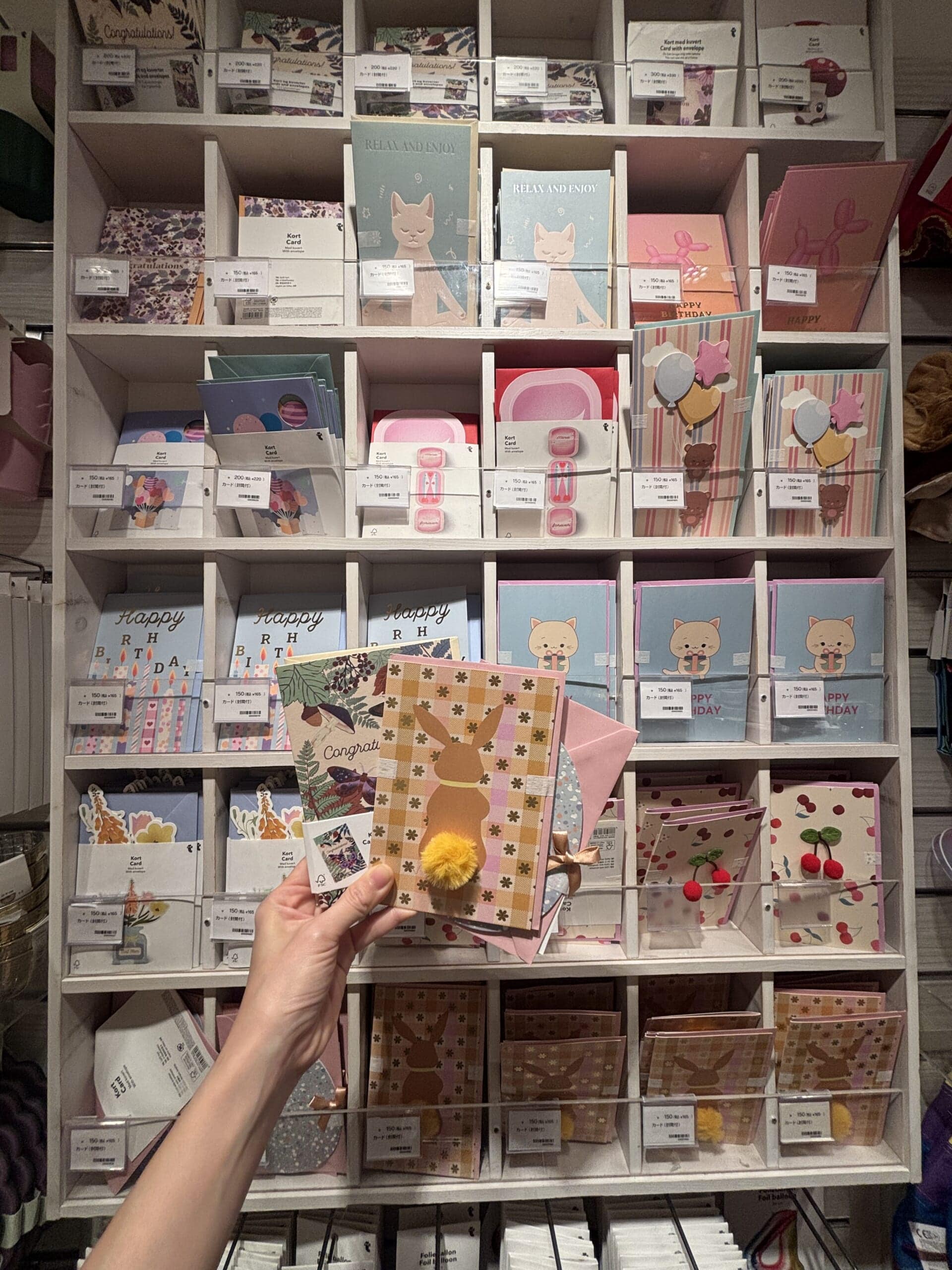 フライングタイガー　カード（封筒付き）陳列