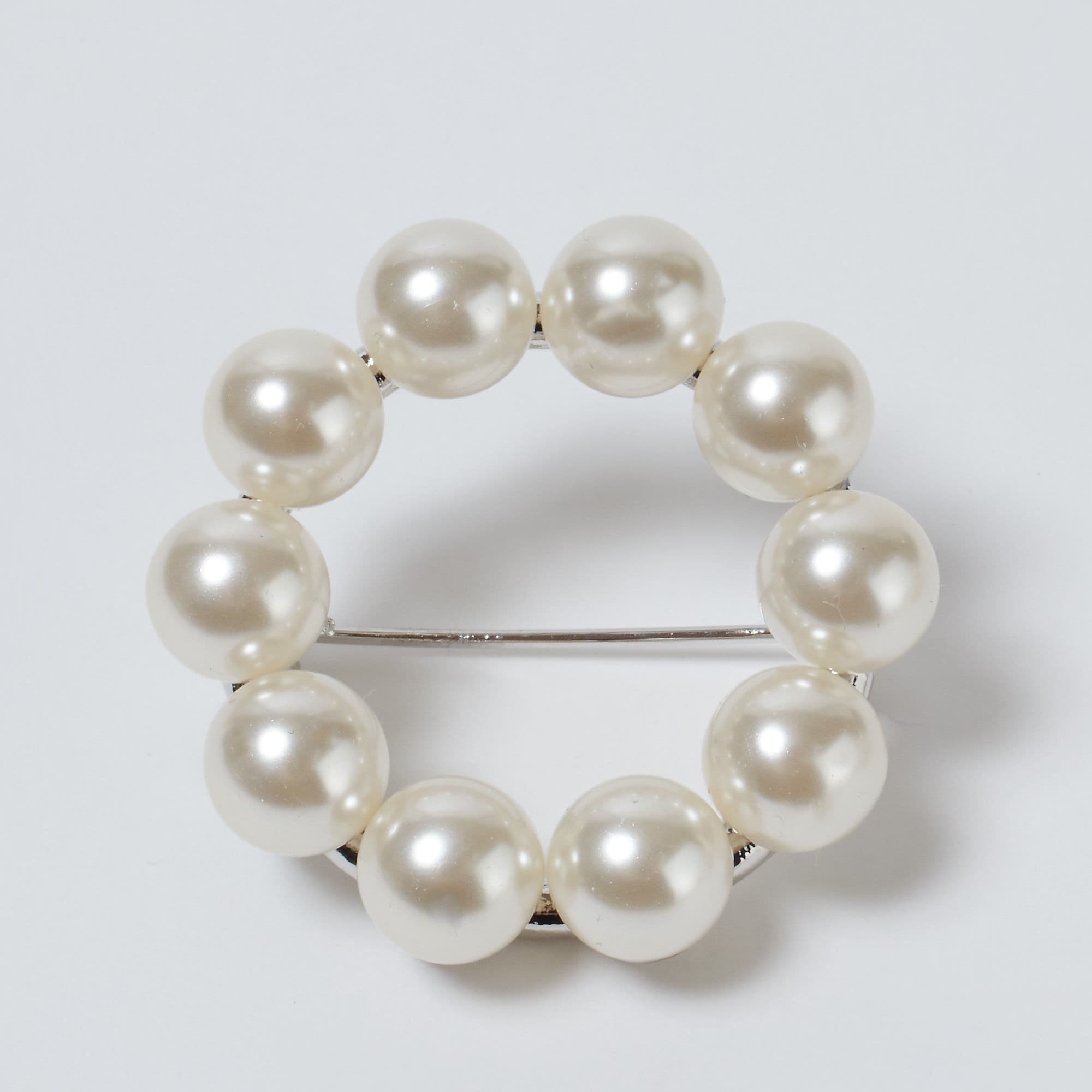 12closet
【12classe】パールラウンドブローチ
￥4,730