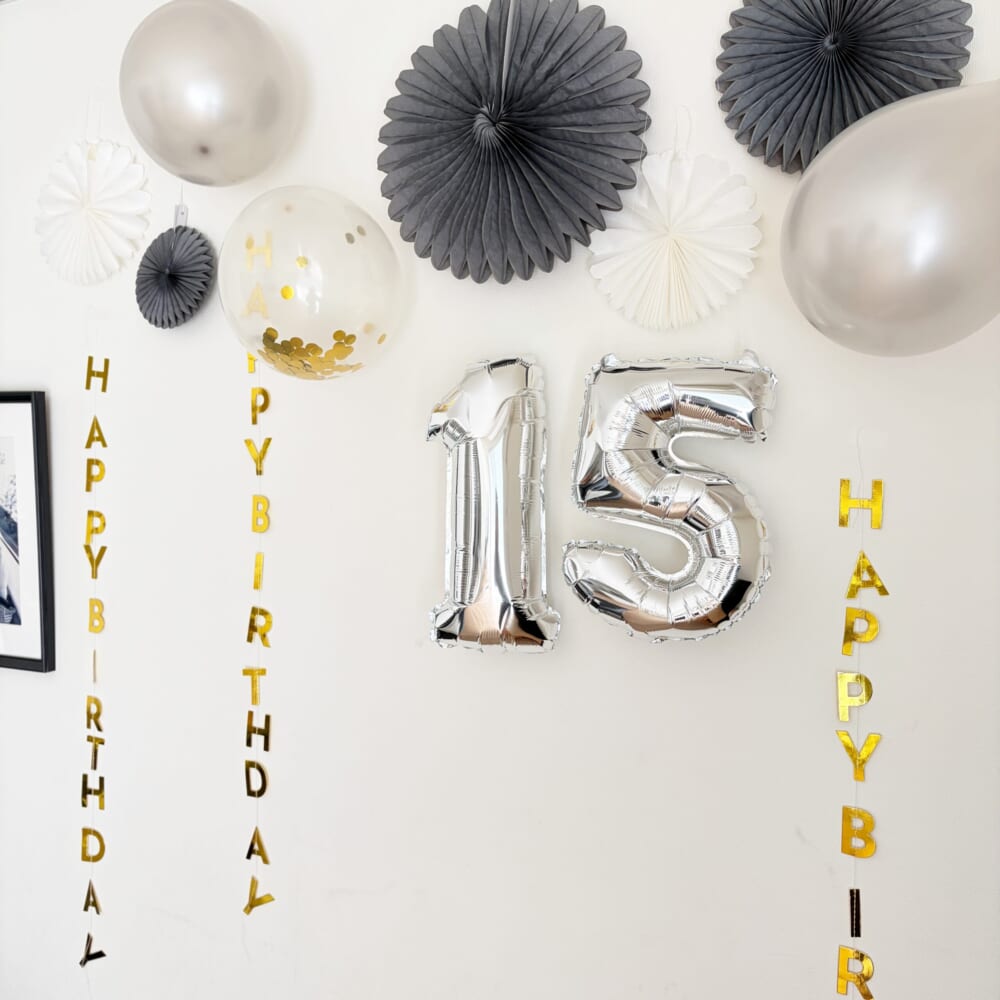 誕生日　装飾　ダイソー