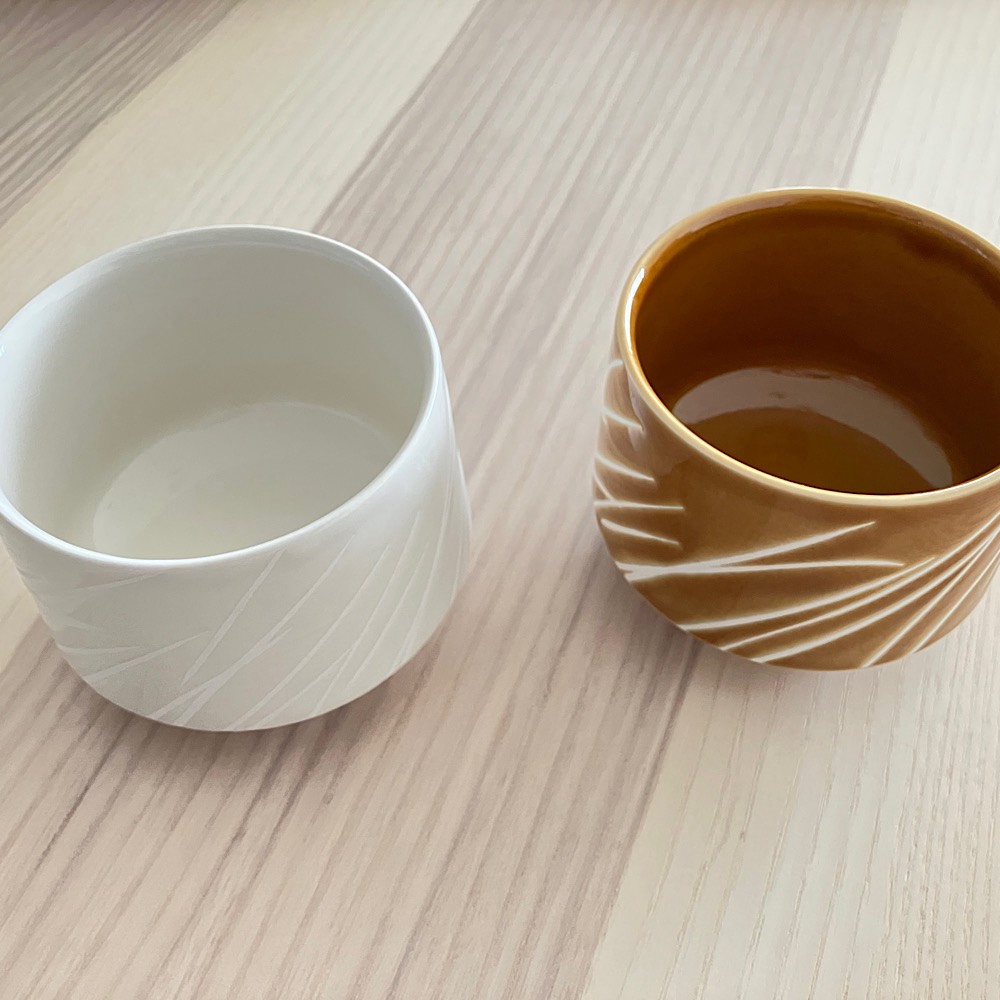 Mustakivi　カップ　砥部焼