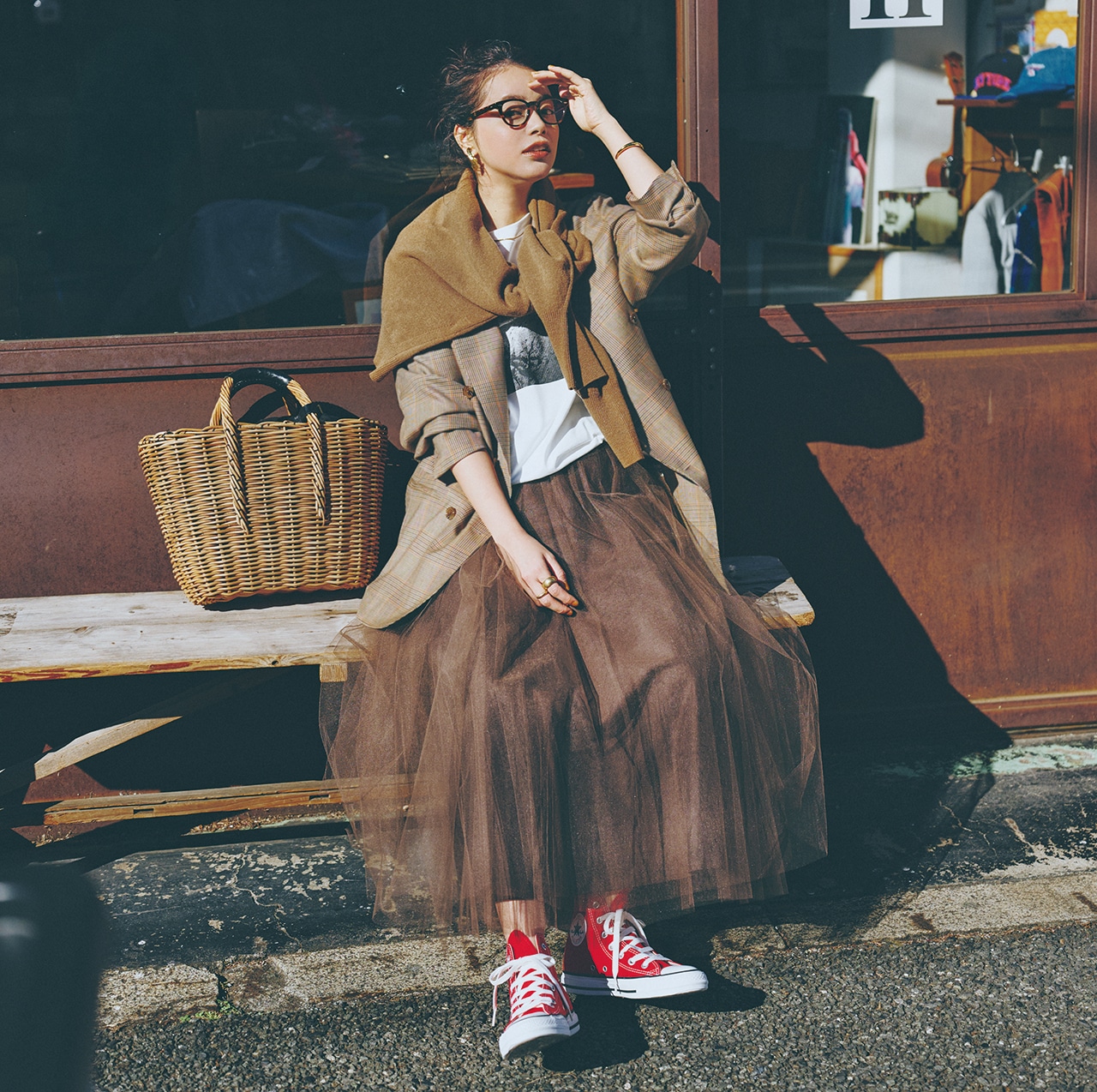 明日なに着る02242026　モデル／岸本セシル