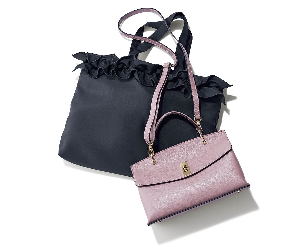 バッグ¥36300/アナイ トートバッグ¥14300/フランドルカスタマーサービス(エム マーリエ ル カセット)