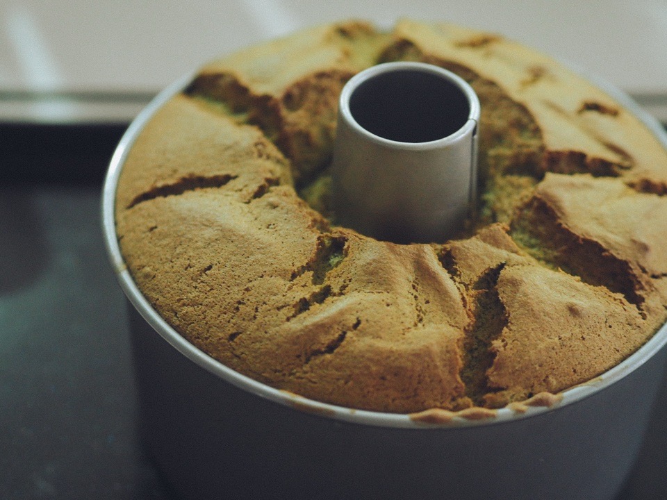 抹茶のシフォンケーキ