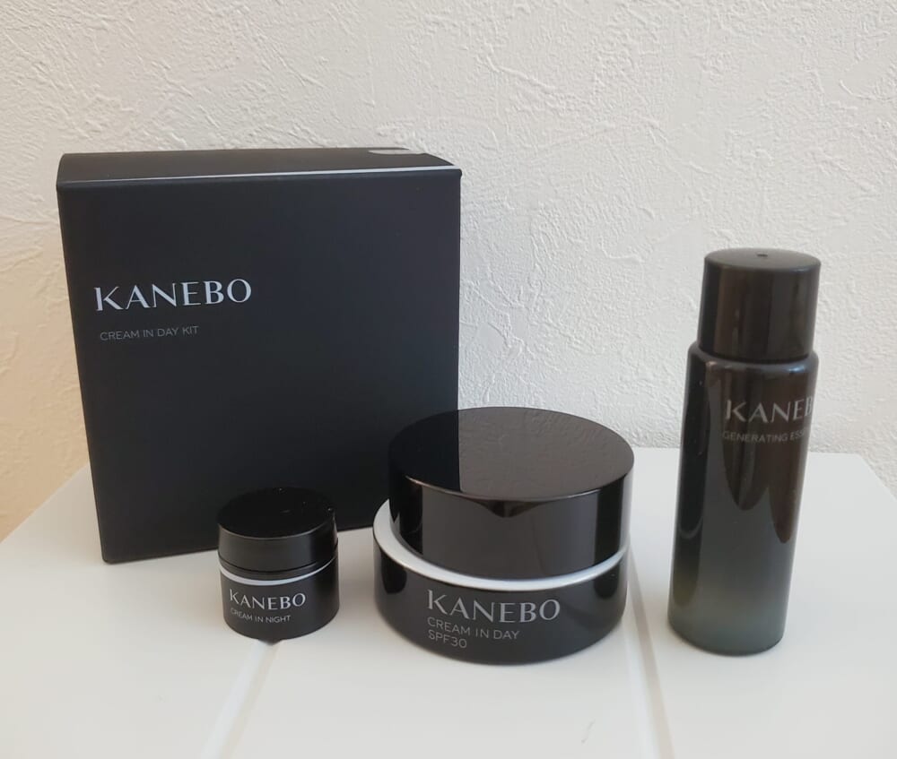 黒カネボウのクリームキット