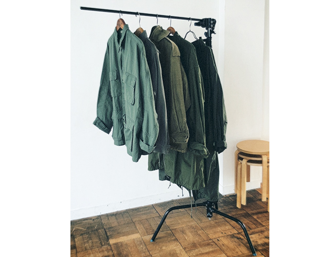 約20年物も！　石上さんのカーキアウターコレクション