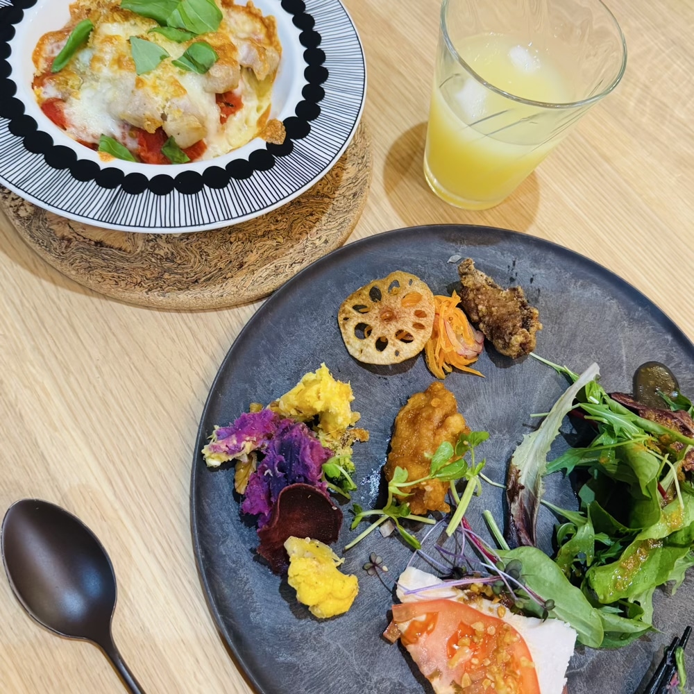 北欧】【marimekko】【シイルトラプータルハ】ディーププレートを