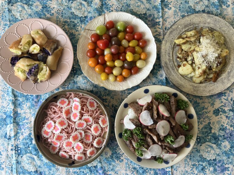 icocoさんの食卓 今井真実さん「はまぐりの茶碗蒸し風スープ」など