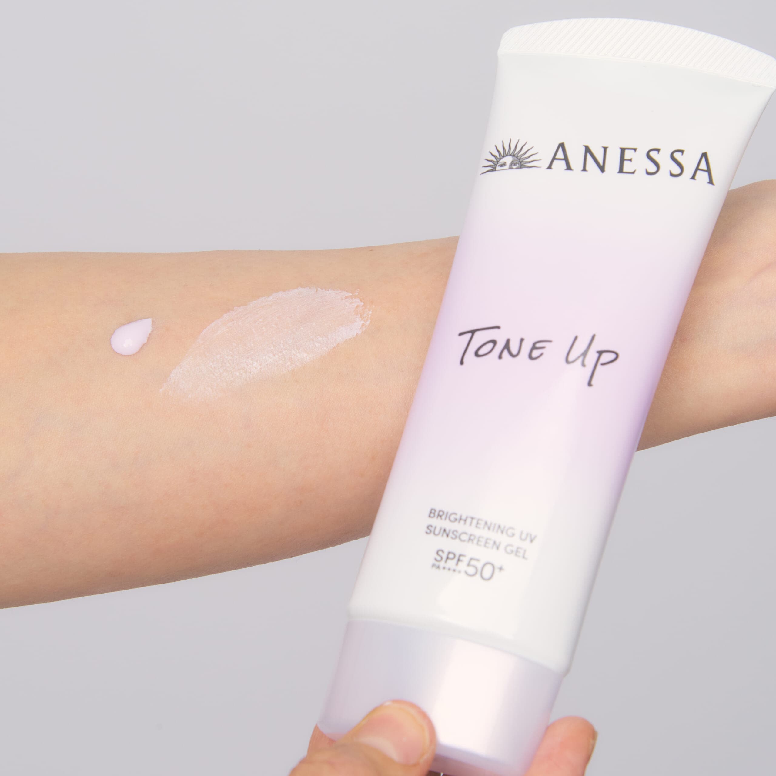 アネッサ ブライトニング UV ジェル NAをお試し!