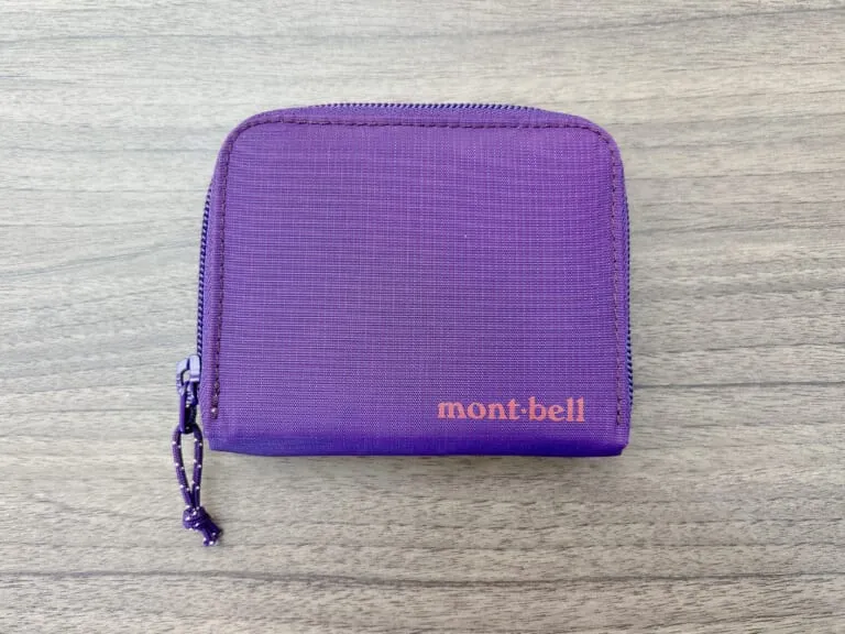 モンベル「ジップワレット」正面