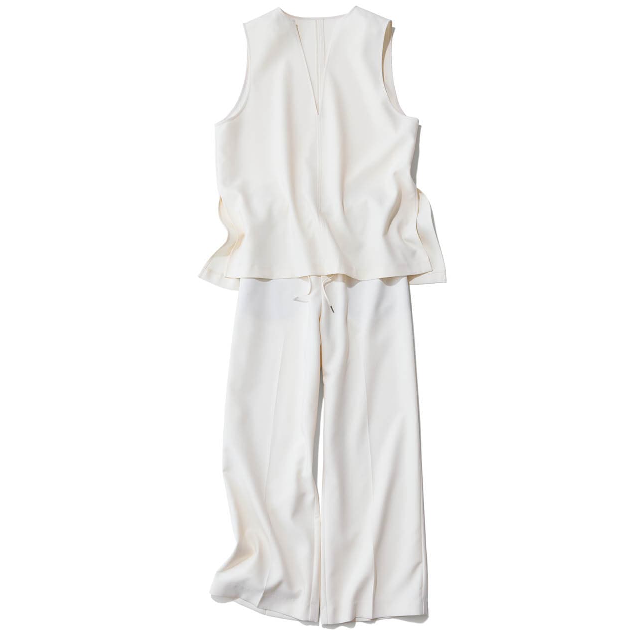 abahouse mavieのセットアップコーデ