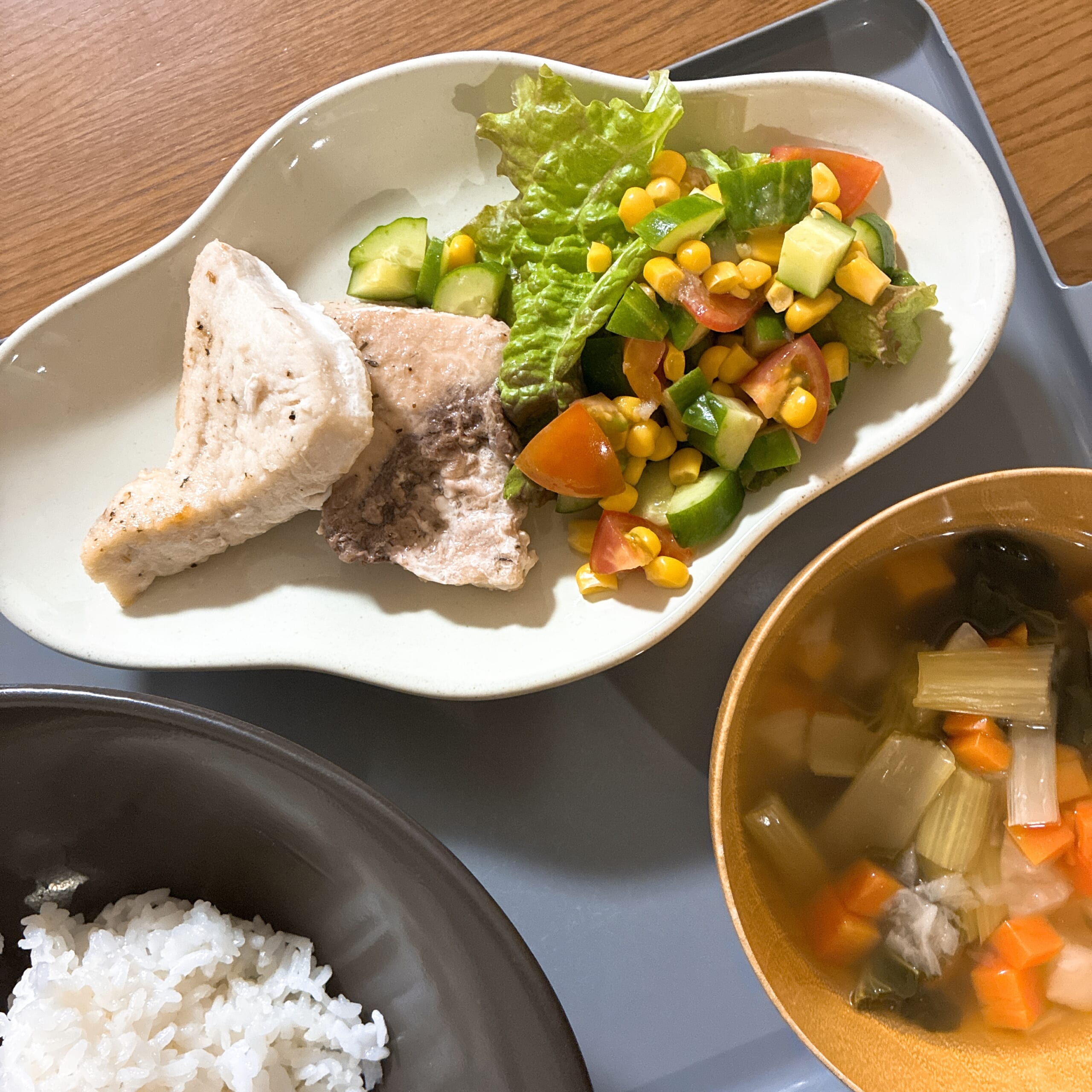 五十嵐可菜　中華可菜飯店　餃子皿　zento アイボリー