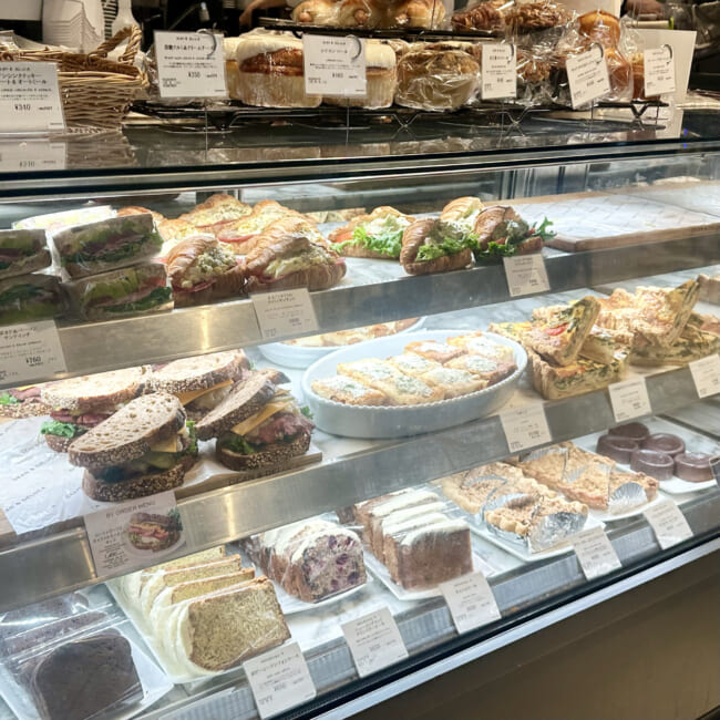 【東京駅・モーニング】DEAN&DELUCA カフェ 丸の内