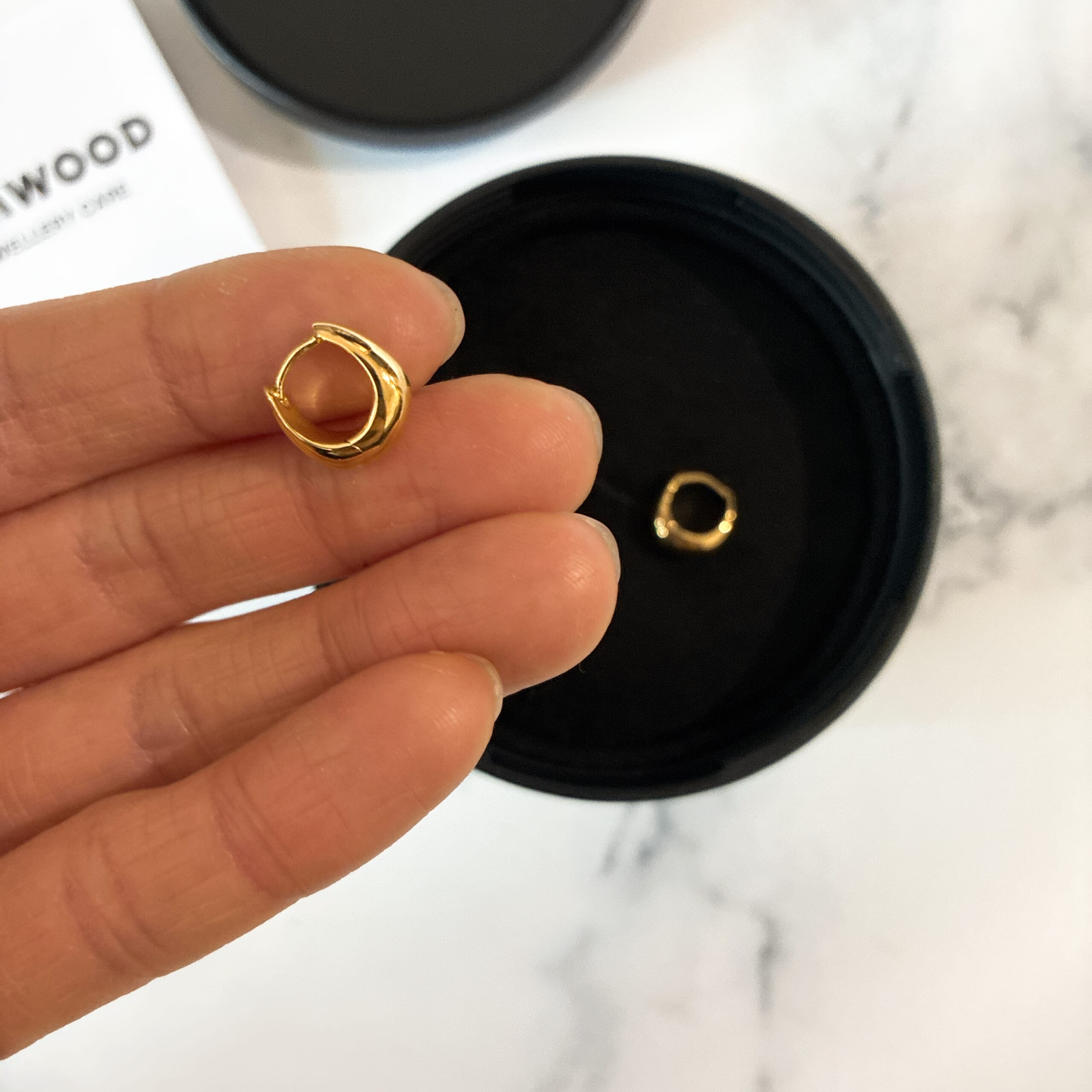 TOM WOOD　トムウッド　ピアス　ICE HUGGIES GOLD アイスハギーズ　ゴールド