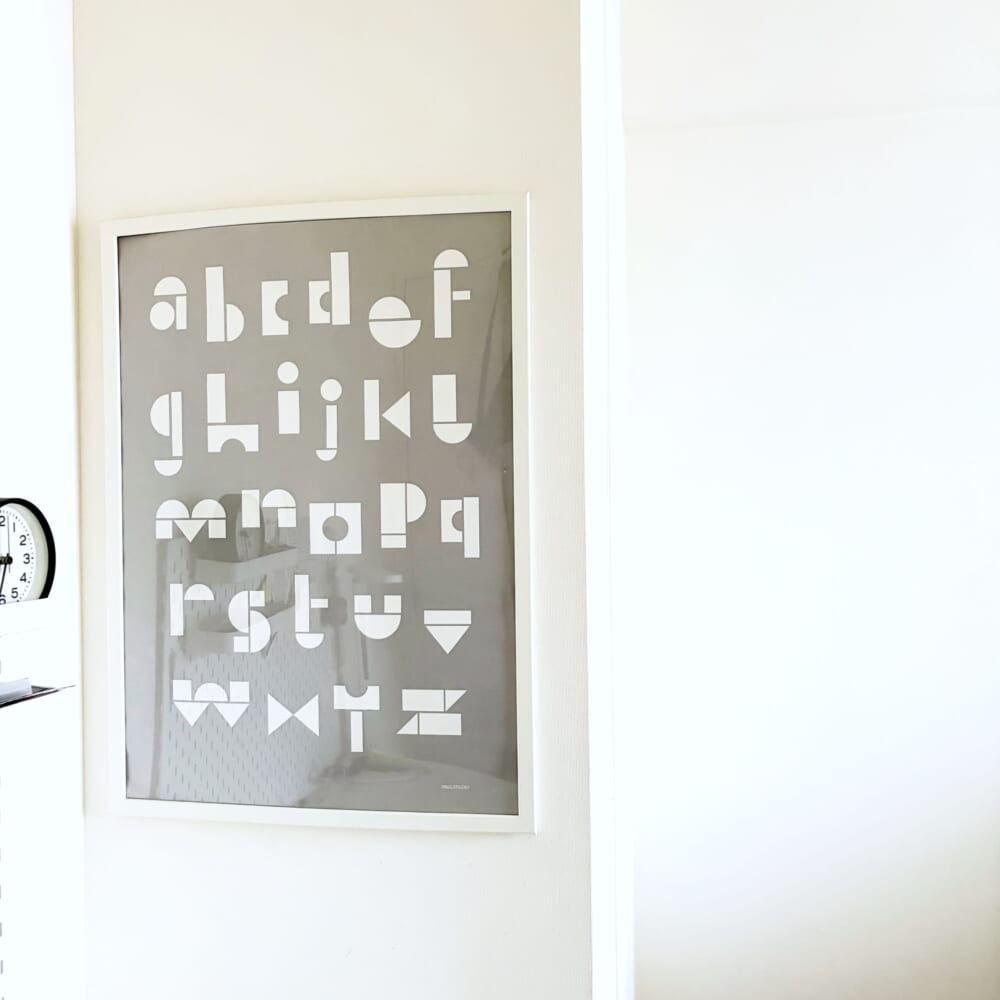 ポスター　abc　モノトーン