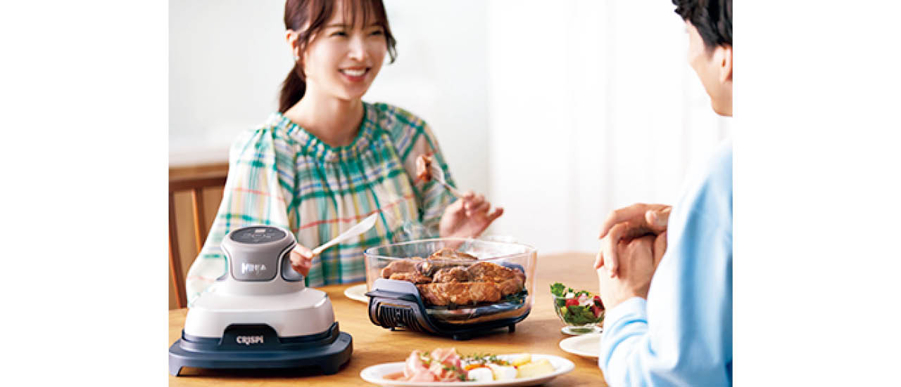 卓上で調理でき、そのまま取り分けて食べることもできます