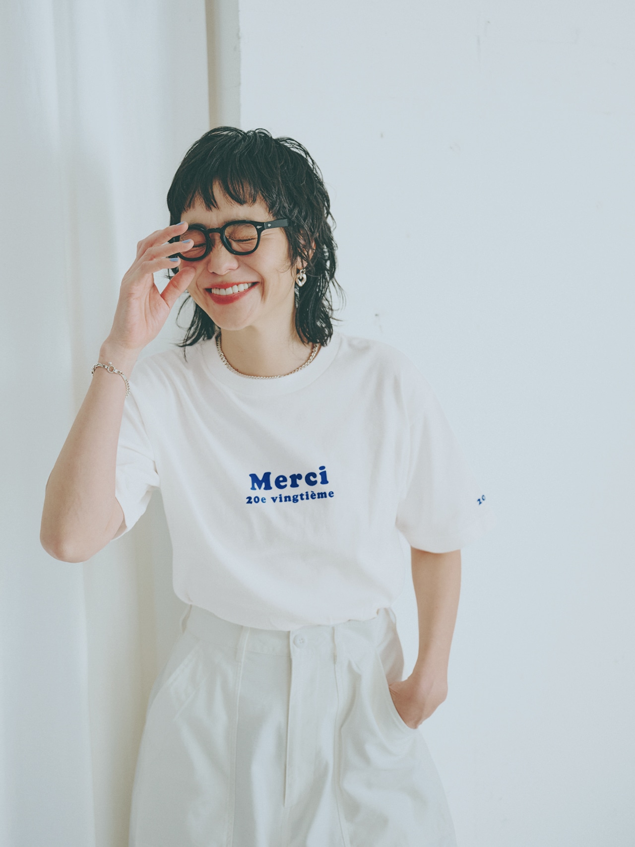 竹下玲奈さんの20th Anniv. LEE限定 12closet（トゥエルブクローゼット）【洗える】USA コットン Merci Tシャツのコーデ