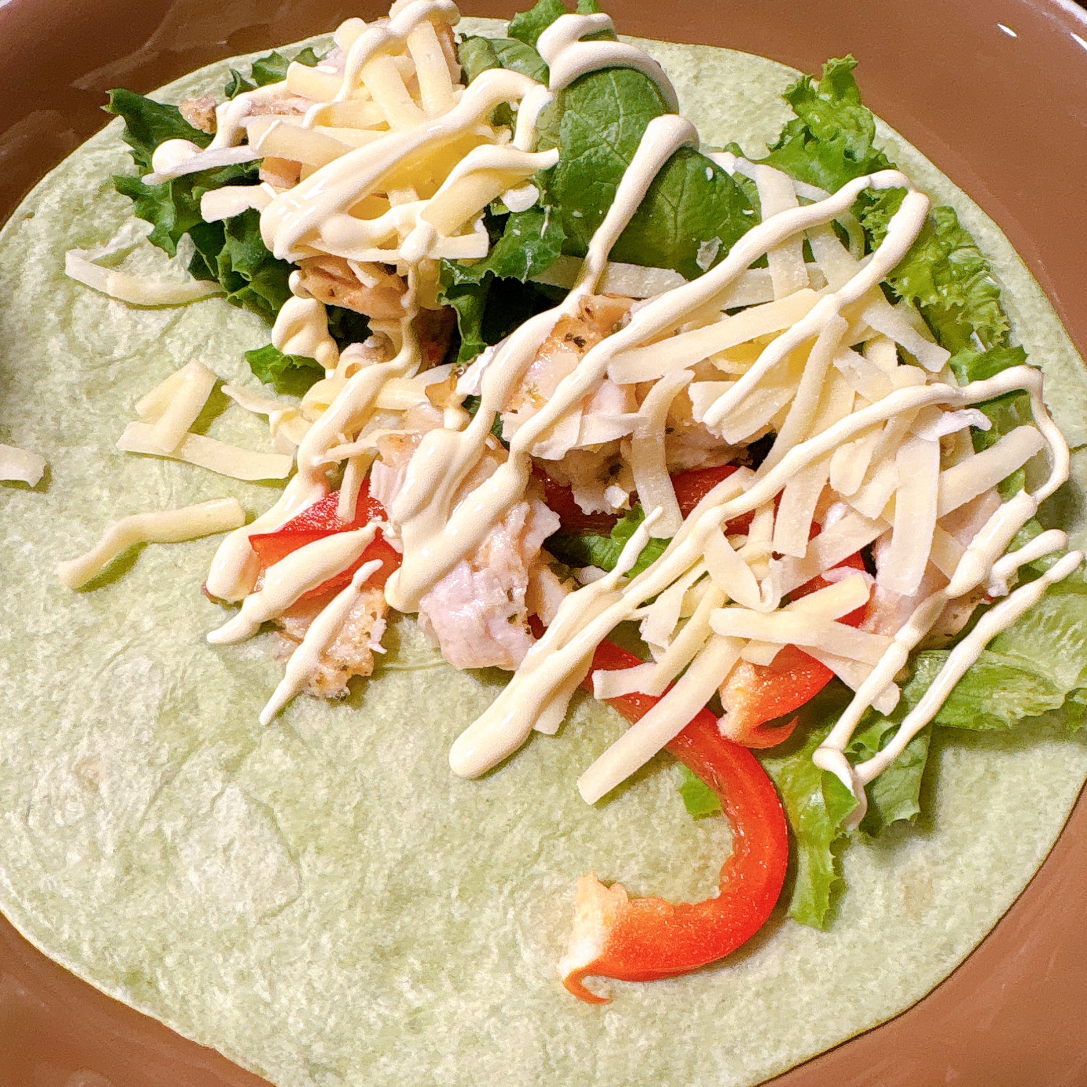 サラダチキンタコス