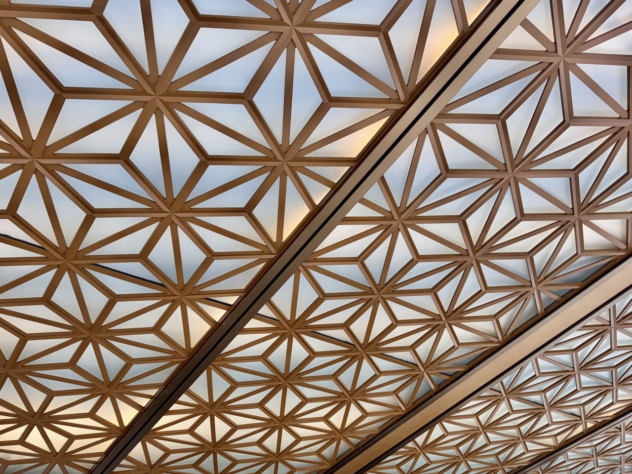 「帝国ホテル京都」エントランスの車寄せ屋根