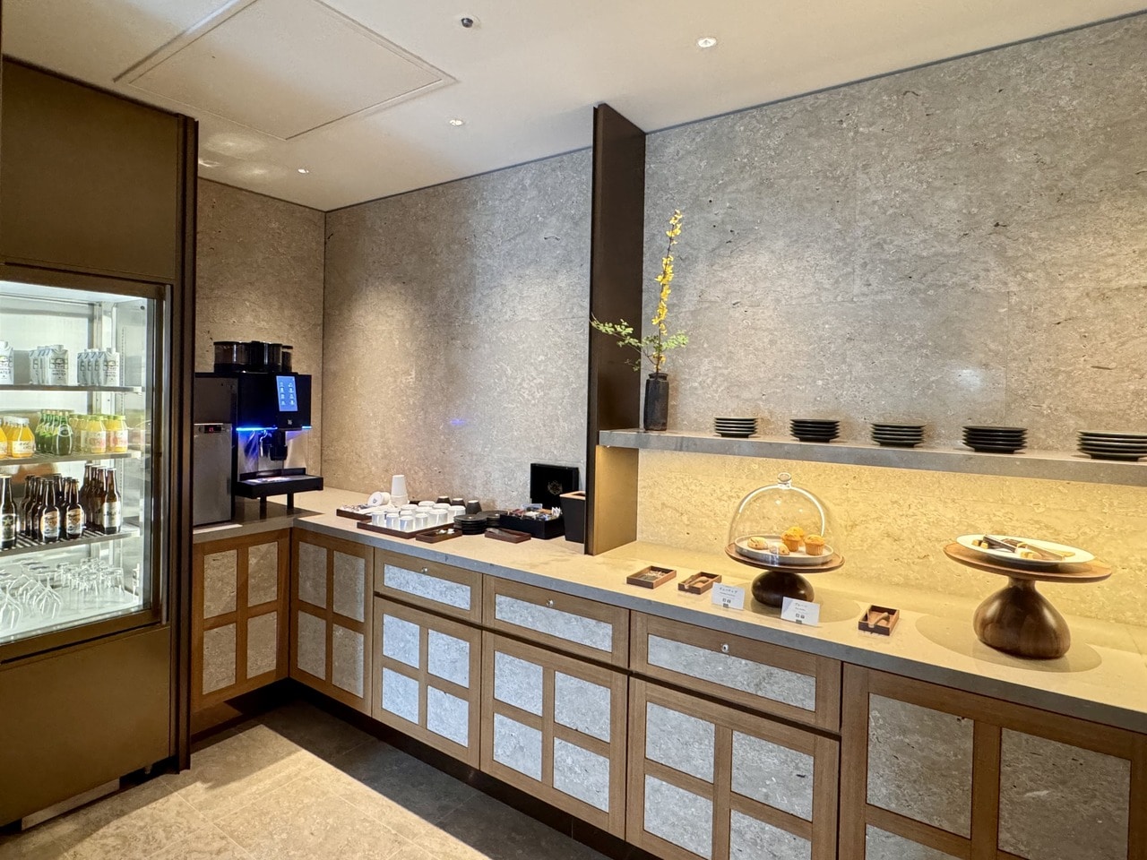 帝国ホテル京都 ラウンジ ドリンクサービス