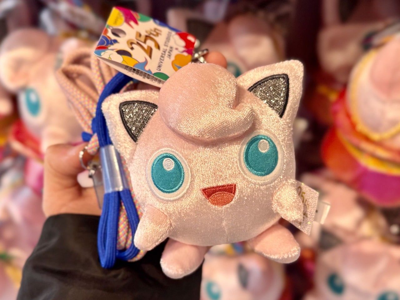 USJ25周年ピカチュウ身に着けグッズ「プリンぬいぐるみキーチェーン」