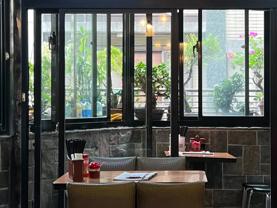 台湾「好公道金雞園」　内観