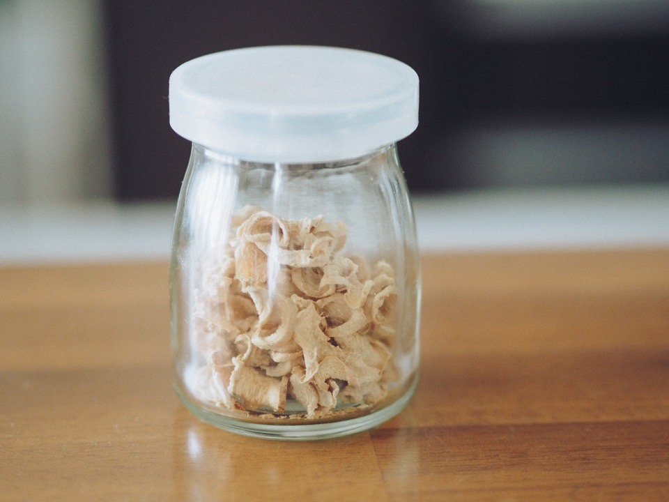 乾燥生姜の瓶詰