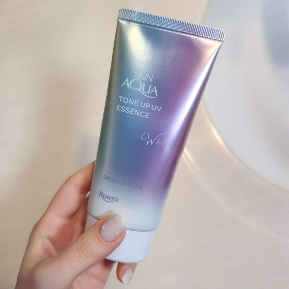 スキンアクア トーンアップUV