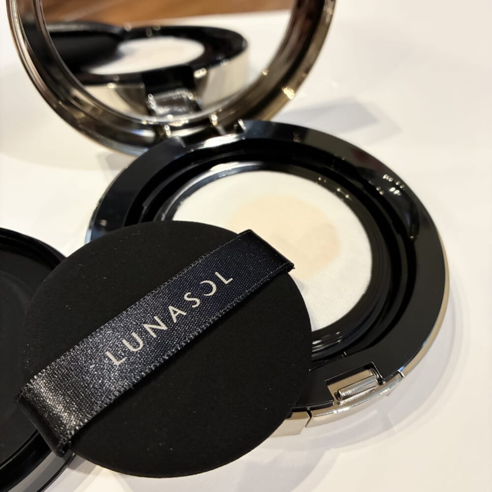 ルナソル クッションファンデ 潤い