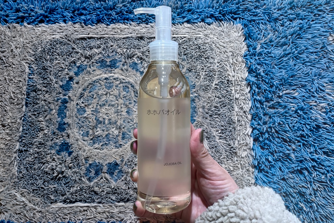 ホホバオイル（2490円）