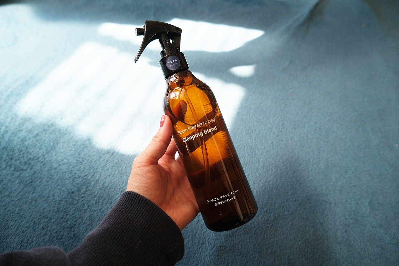 ルームフレグランススプレー使用シーン