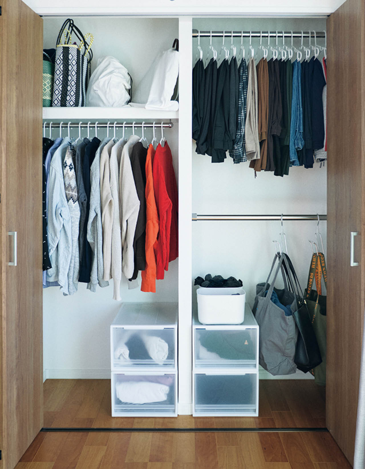 干す→しまうのハンガーは薄いもので統一！