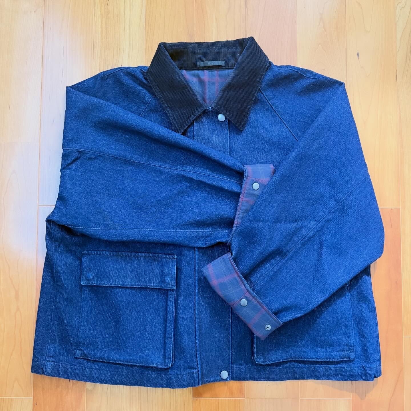 ユニクロ ユーティリティショートジャケットデニム