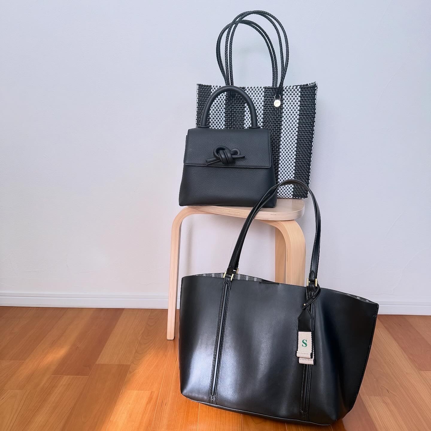 ZARA VASIC レトラ LEE100人隊
