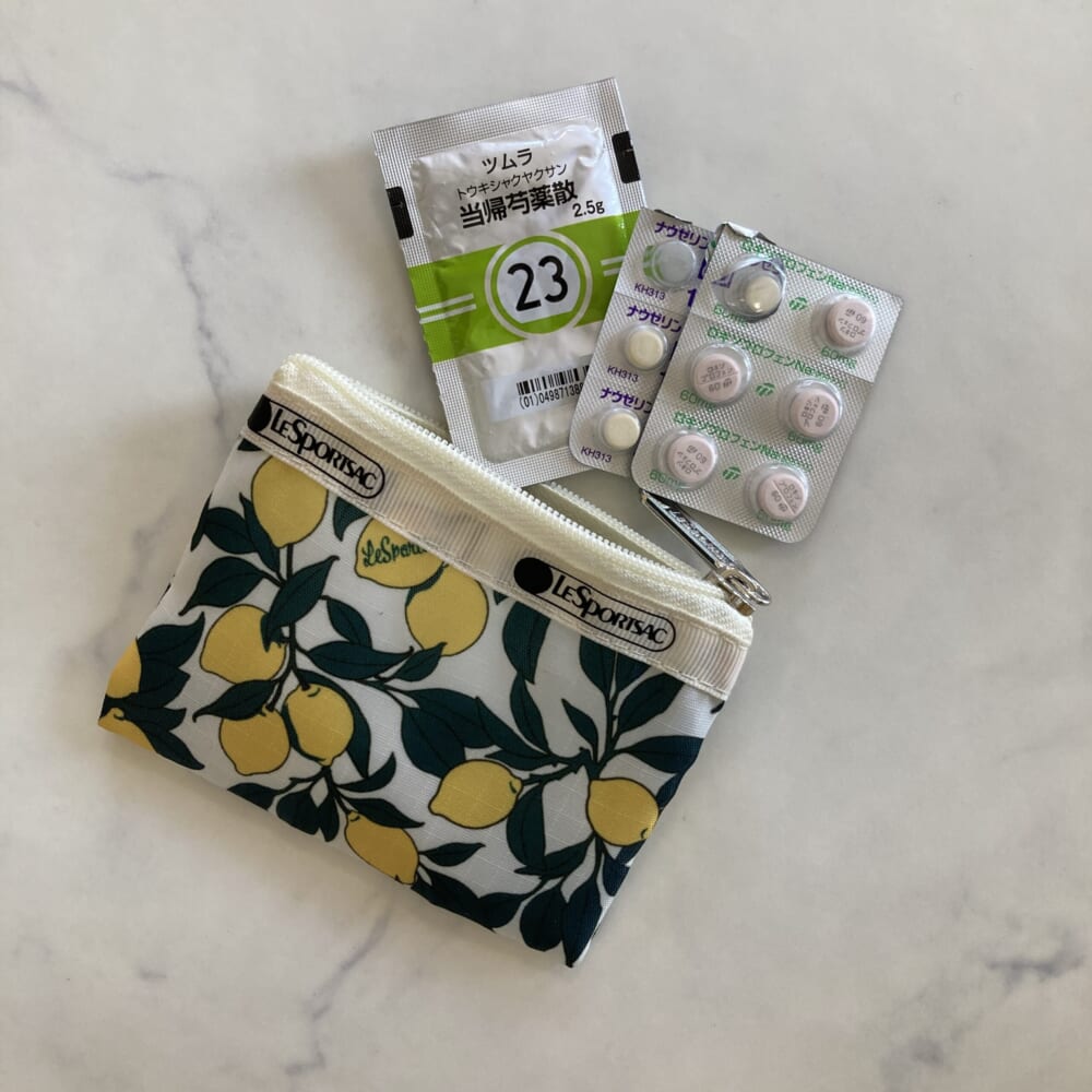 LEE4月号レビュー　レモン柄ポーチセット　LeSportsac