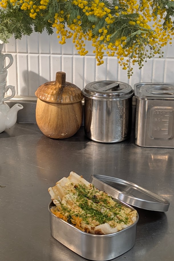 LEE100人隊コポ　キッチン　お弁当