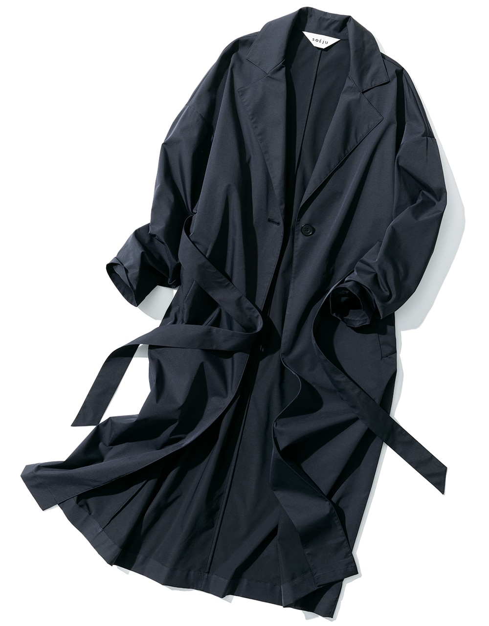 SOÉJUのきれいめタイプ撥水アウター