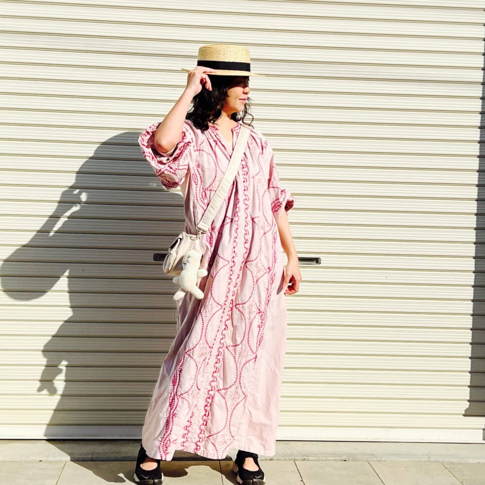 Cotton Linen Diamond Aari Embroidery Dress
sara mallika
beautiful people/ビューティフルピープル/POTR shoulder bag