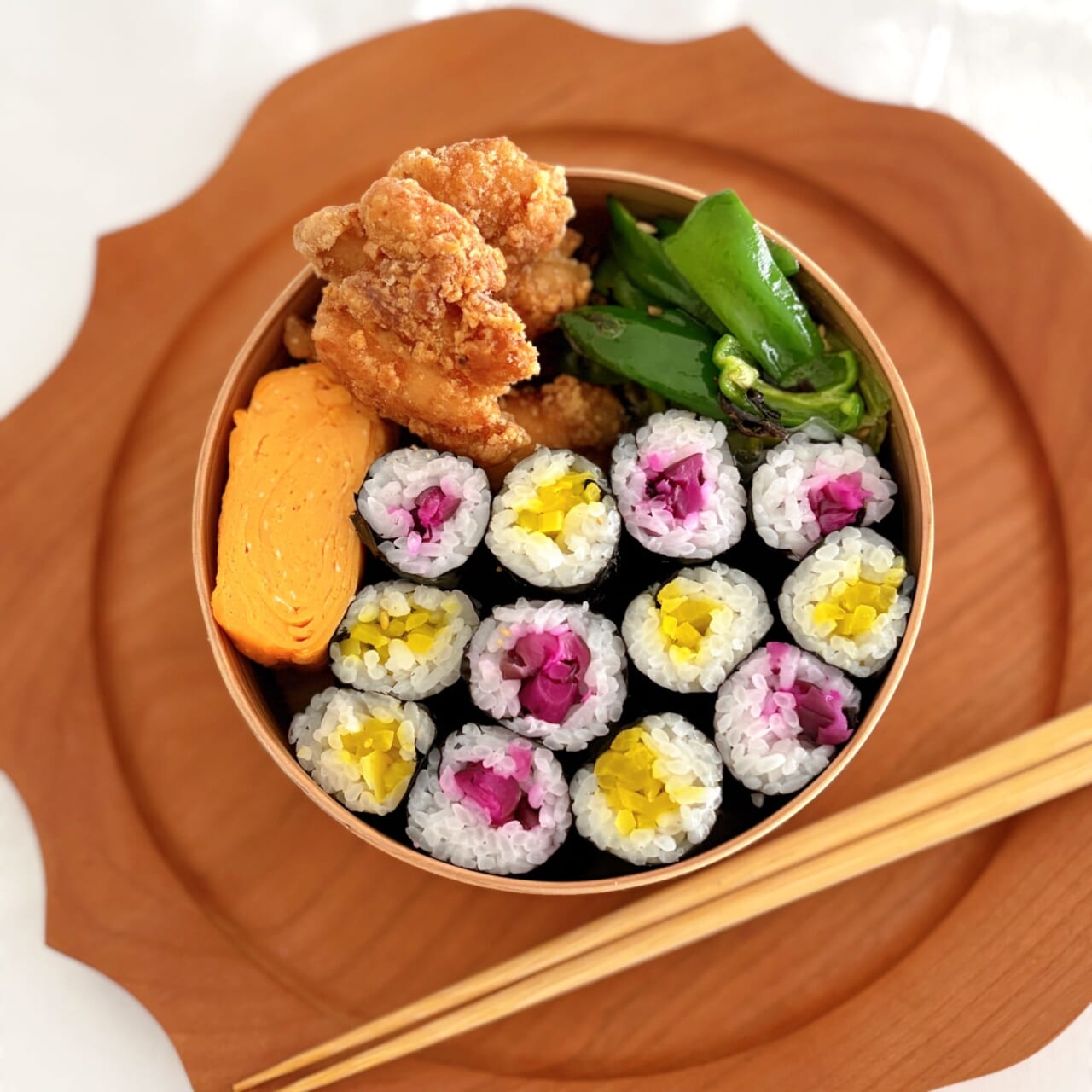 細巻き寿司　曲げわっぱ弁当　だし巻き卵