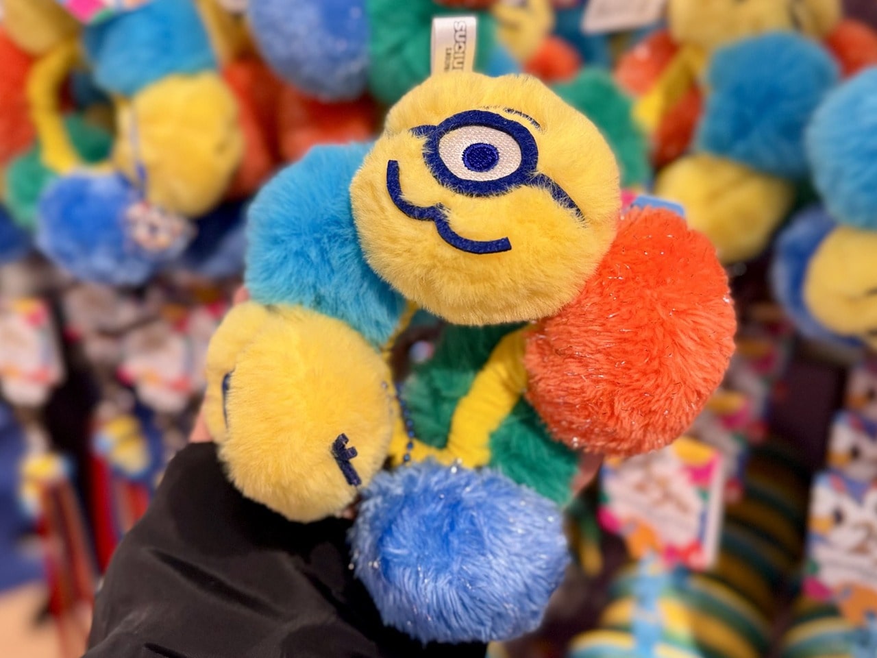 USJ25周年ミニオンズのアイテム「マスコットバングル」