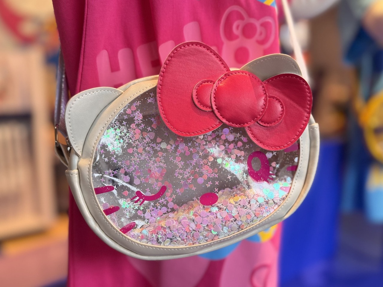 USJ25周年サンリオ・ハローキティのアイテム「クリアトートバッグ」