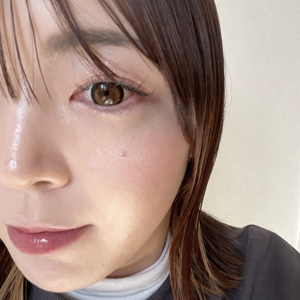 OFRA「ミニハイライター」オーロラ系 つーこさん使用例