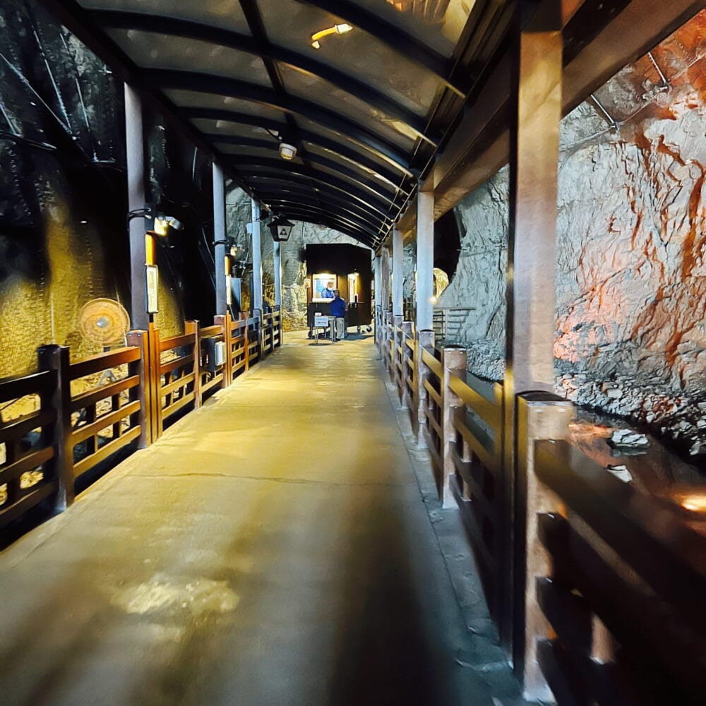 江の島岩屋　第一岩屋