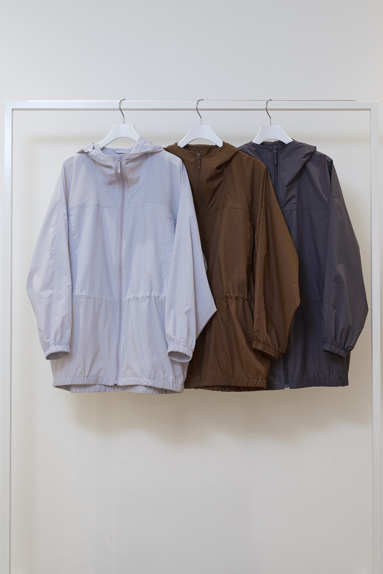 ユニクロユー UVカットシアーオーバーサイズパーカ 全色