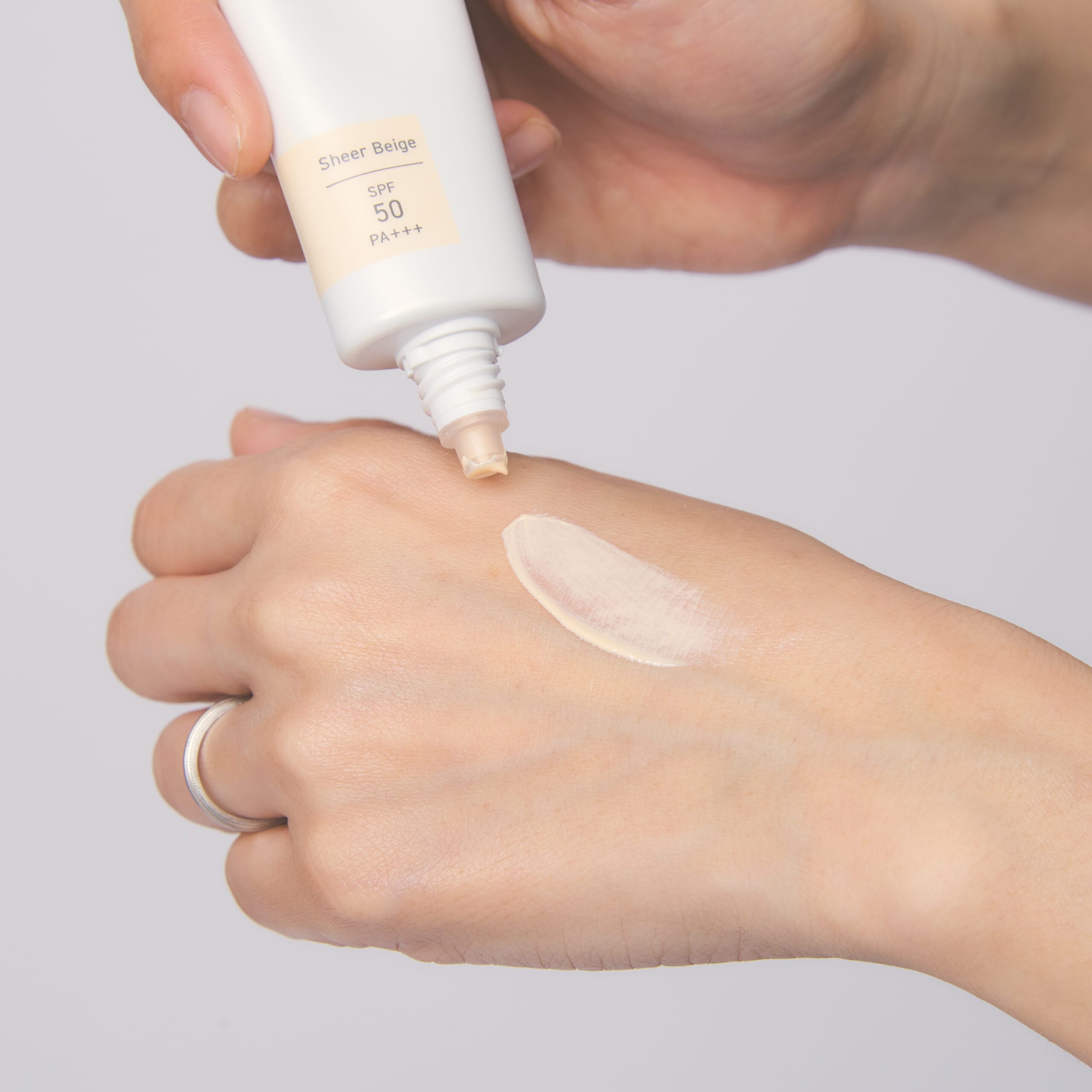 角層保水プライマーのテクスチャー。