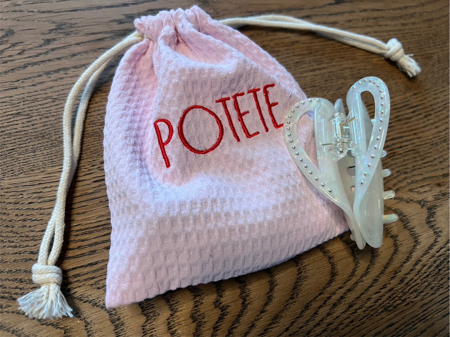 POTETE（ポテテ）のヘアクリップと袋