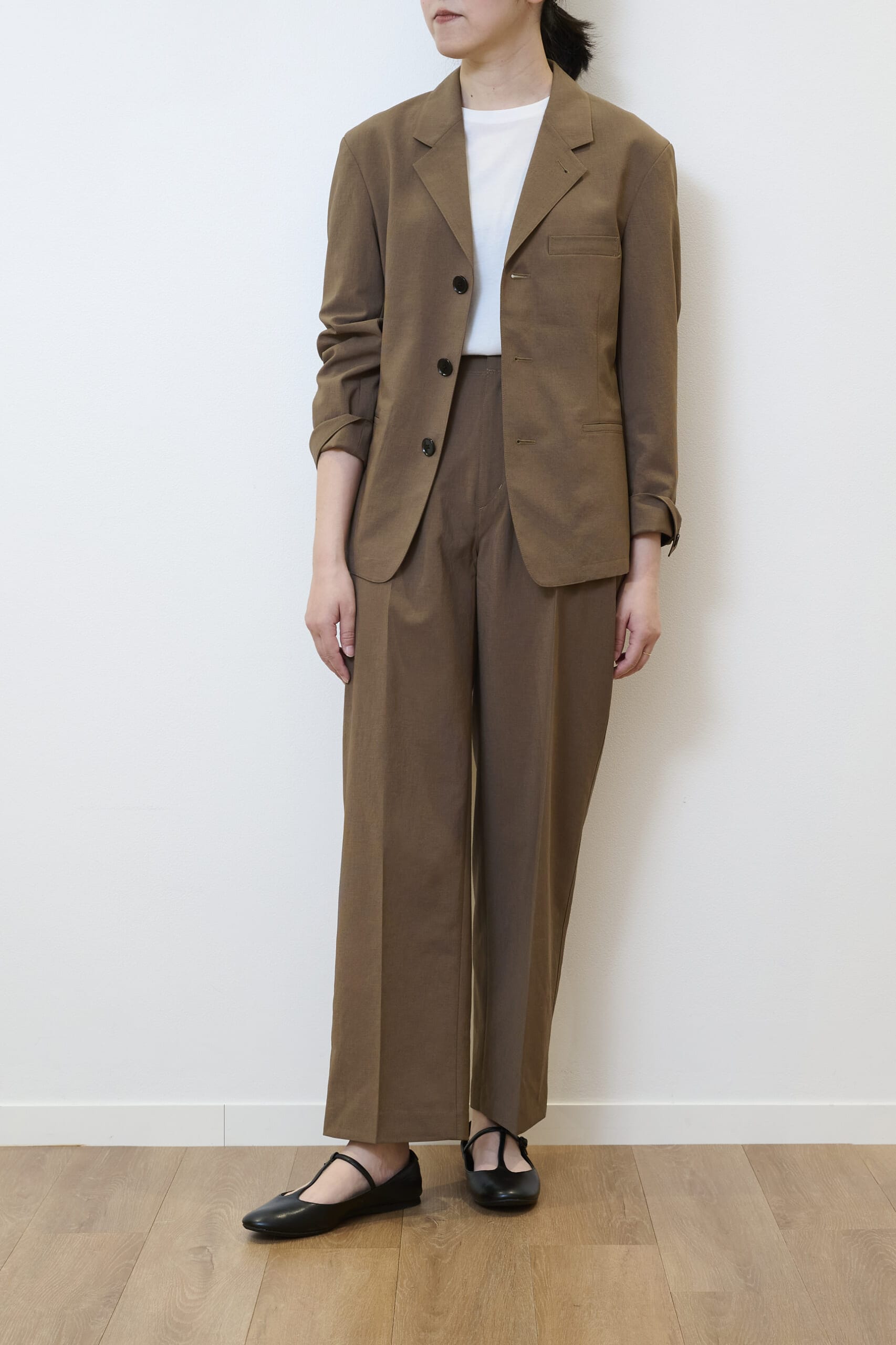 ユニクロ ユー　ハイライズストレートパンツのセットアップコーデ