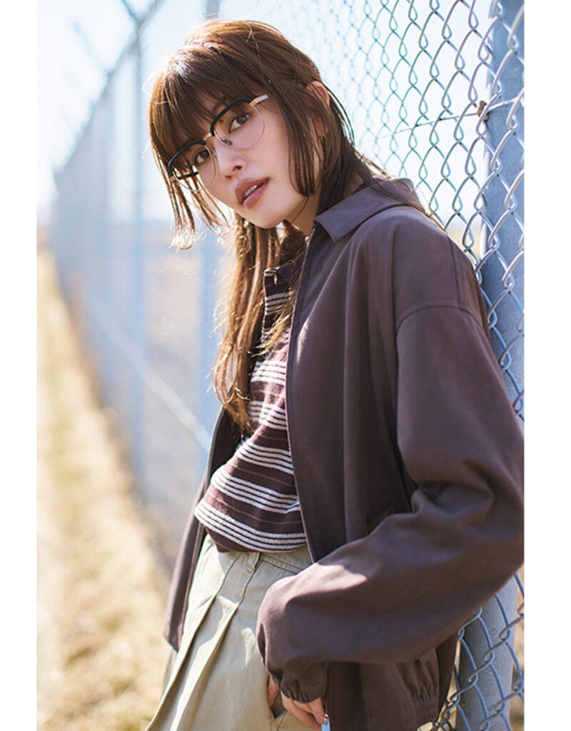 ジップブルゾンコーデ 垣内彩未さん