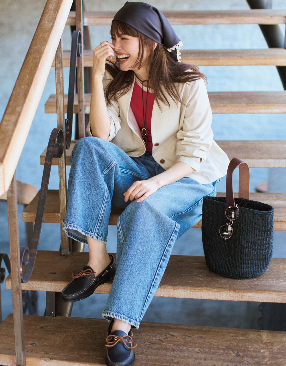 休日ショッピングコーデ【LOISIR（ロワズィール）】のジャケット 垣内彩未さん